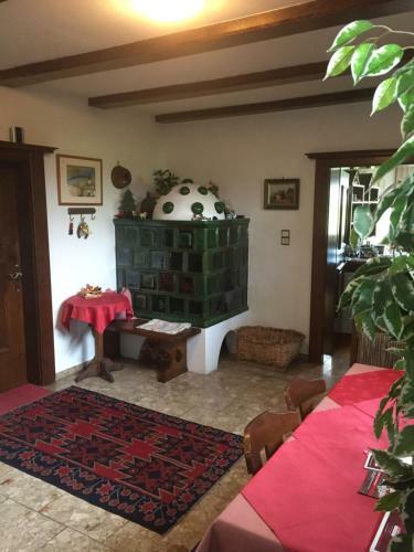 Hostal Pension Wieser "baschtlmai"
