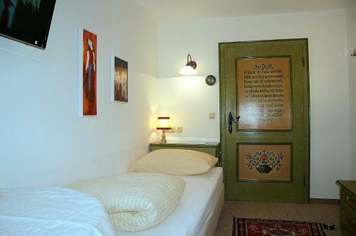 Hostal Pension Sonnenberg