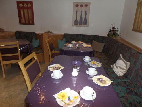 Hostal Pension Sonnenberg