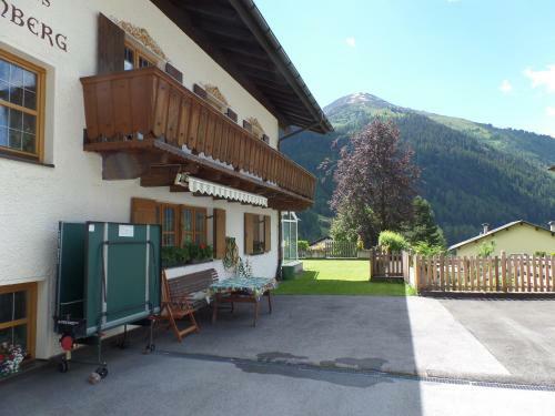 Hostal Pension Sonnenberg