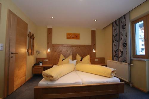 Hostal G�stehaus Alpina