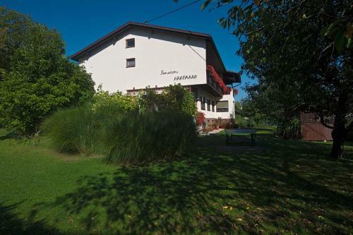 Hostal Pension Hartmann