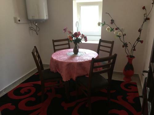 Hostal La Source