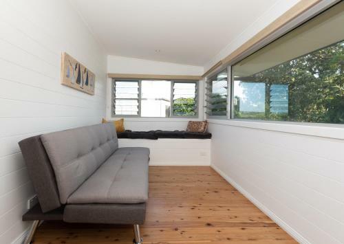 Beachfront Bliss / Broulee