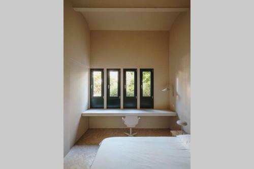 Villa F�brica Descals, Historic Building