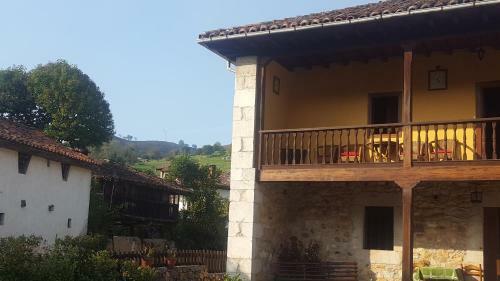 Agroturismo El Cotorollu
