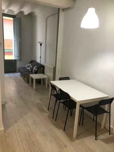 Apartamento Cal Mestre- Olot