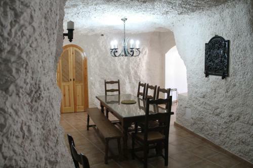 Cuevas Al Andalus - Alegria