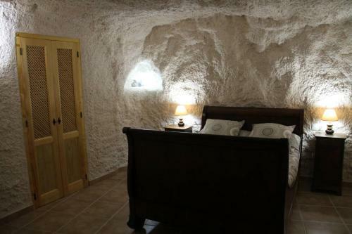 Cuevas Al Andalus - Alegria