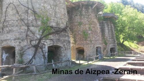Bed & Breakfast Casa Rural Etxaluze