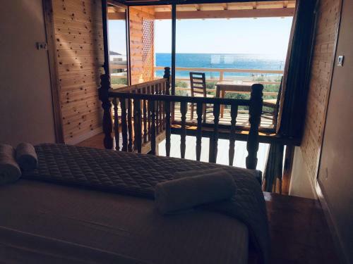 Hotel Nashos Deluxe Bungalows