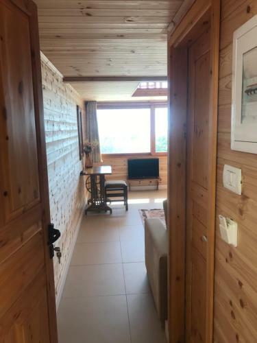 Hotel Nashos Deluxe Bungalows
