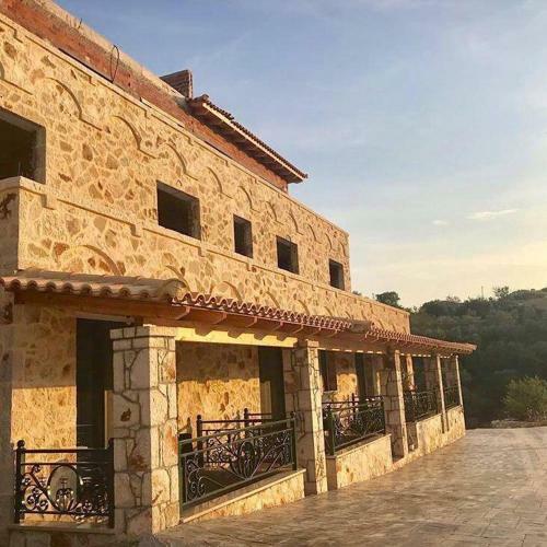 Hotel Stonevilla Buta