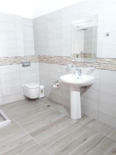 Hostal Beleris Rooms