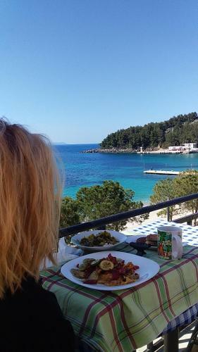 Himara Relax Hostel