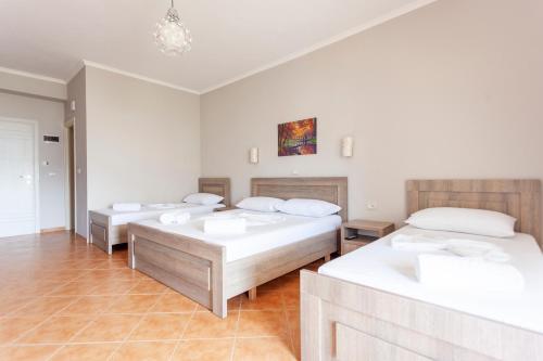 Hotel Toni Retzo Rooms