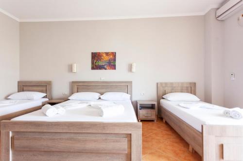 Hotel Toni Retzo Rooms