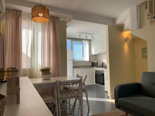 Chalet A Estrenar - Playa Oliva Nova. Piscina & Padel