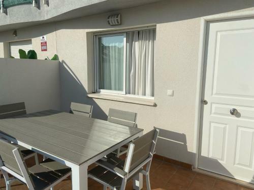 Chalet A Estrenar - Playa Oliva Nova. Piscina & Padel