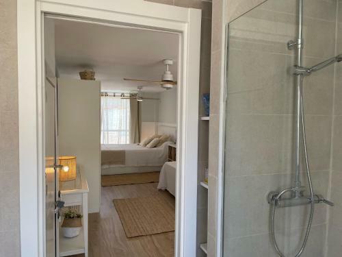 Chalet A Estrenar - Playa Oliva Nova. Piscina & Padel