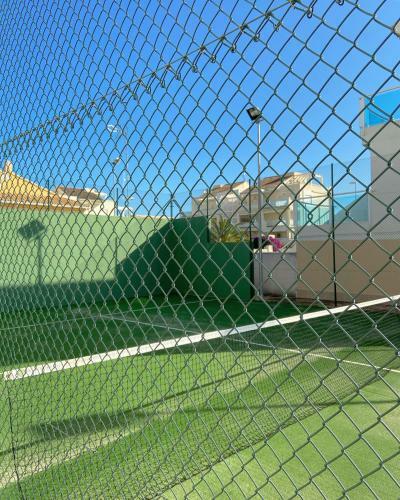 Chalet A Estrenar - Playa Oliva Nova. Piscina & Padel