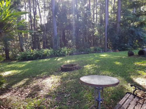 Bed & Breakfast Buderim Forest Hideaway