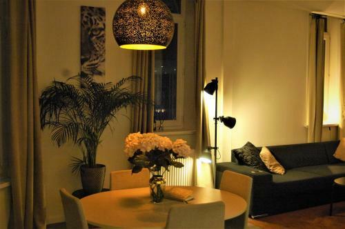 Skyline Central Apartment With Fantastic View