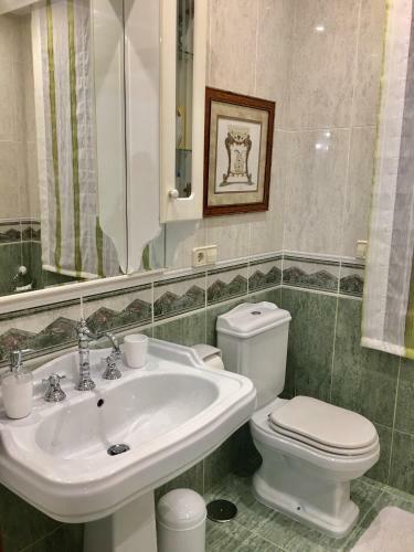 Casa Con Piscina Junto Al Mar