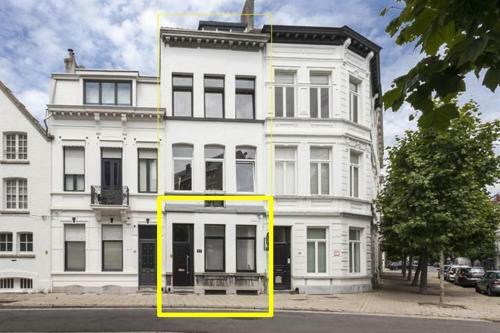 Romantic Apartment In Most Trendy Central Hotspot +breakfast