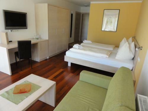 Hostal Wohlf�hlpension Kristan