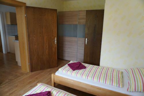 Hostal Pension Tschische