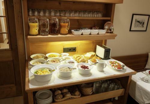Bed & Breakfast Hotel Garni Albona