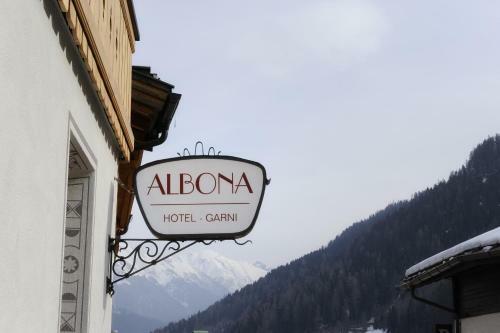 Bed & Breakfast Hotel Garni Albona