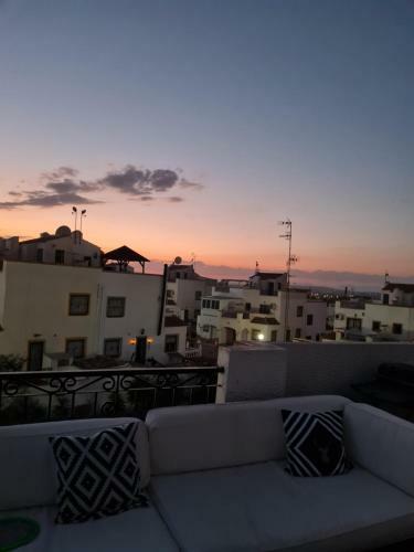 Villa With Private Pool And Rooftop Bar With Bbq