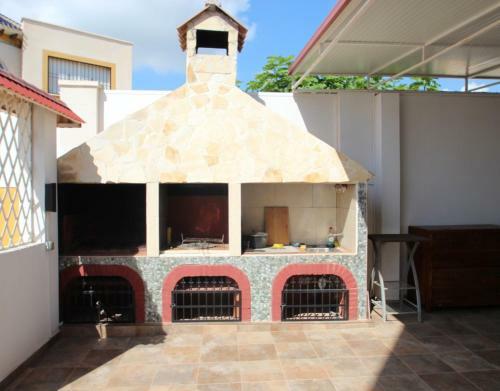 Casa Con Piscina