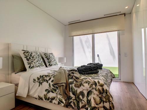 Acacia Golf Apartment @ Las Colinas Golf