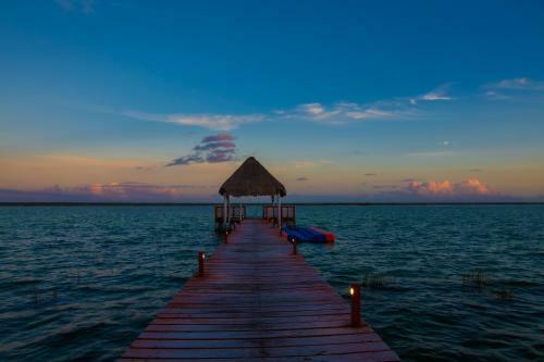 Hotel Casa Aakal Lagoon Front