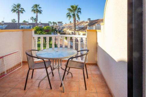 Pool-side Townhouse In Cabo Roig
