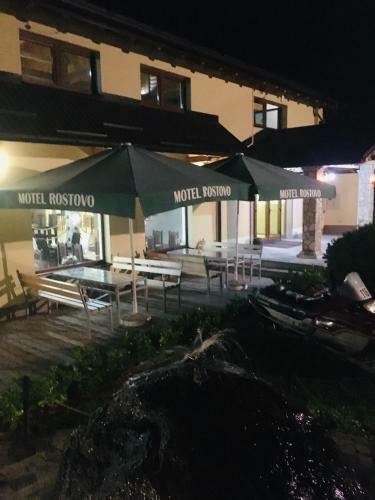 Omladinski Hotel Rostovo