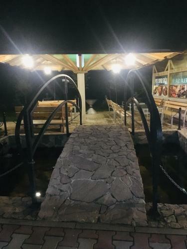 Omladinski Hotel Rostovo