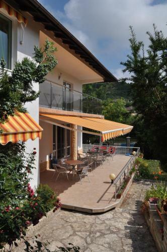 Hostal Villa Holiday
