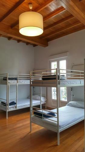 Albergue Cruces De Iria
