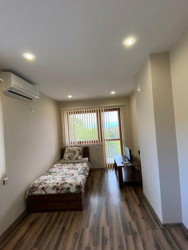 Sunny House