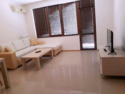 1 Bedroom Apartment B203