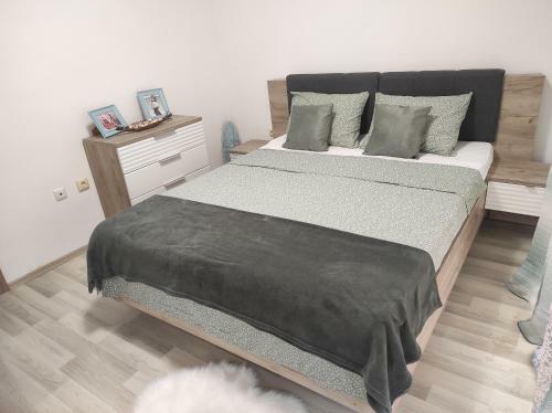 Apartment Poemia, Complex Carpe Diem