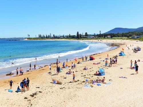 Hostal Sandon Point Coastal Abode