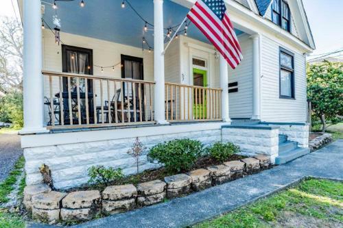 Apartamento Dauphin District Darling #4 Downtown, Dining