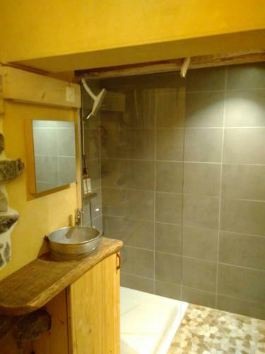 Hostal El�ment-terre