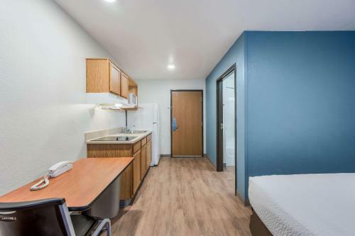 Hotel Woodspring Suites Montgomery