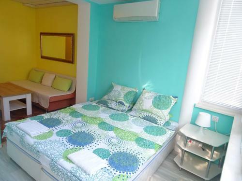 Hostal ???? ?? ????? ??-??-??**